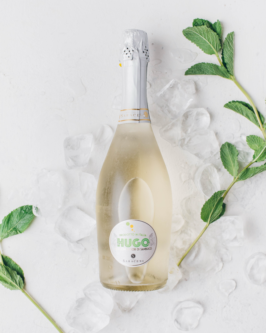 Hugo Spritz — pale sparkling sweet wine with bright green reflections, 750ml, Saraceni Wines