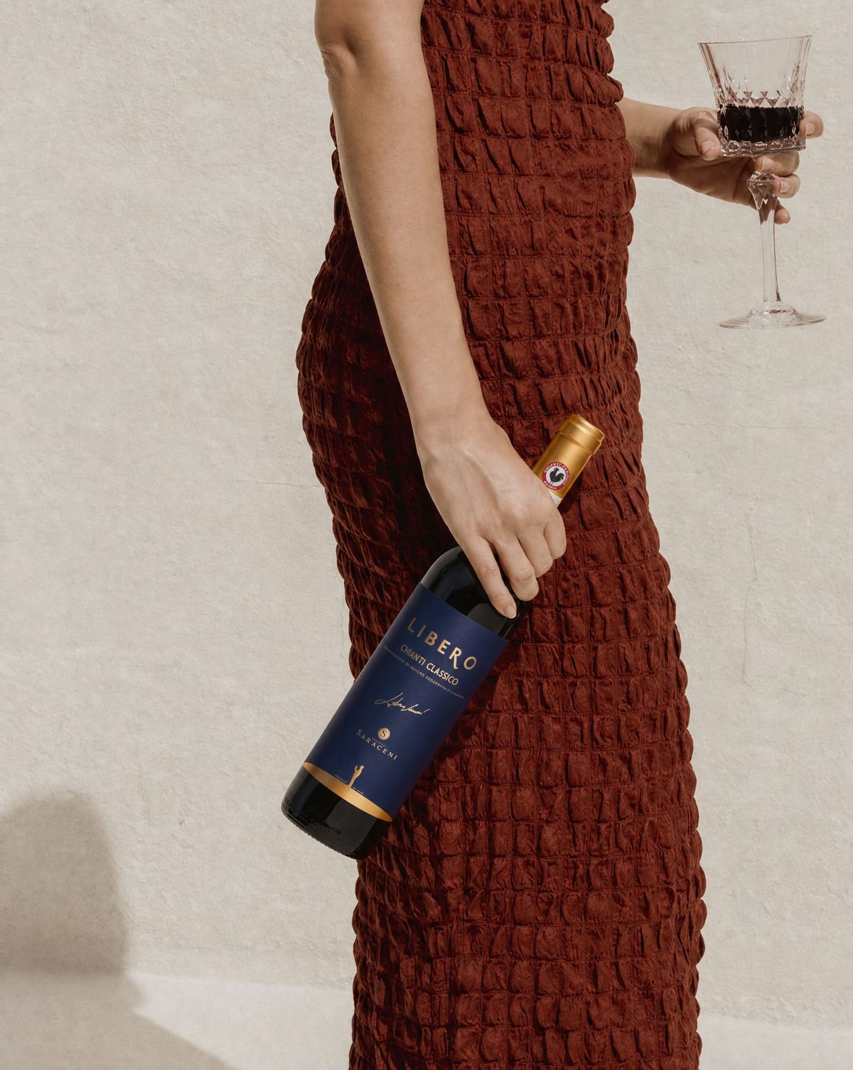 Libero Chianti Classico — ruby red dry Chianti Classico red wine, 750ml, Saraceni Wines (lifestyle image)
